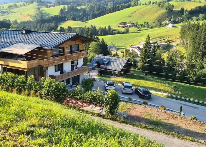 Alpenhaus Donnerkogel *